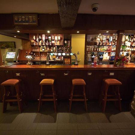 The Angel Hotel Гелстон Екстер'єр фото