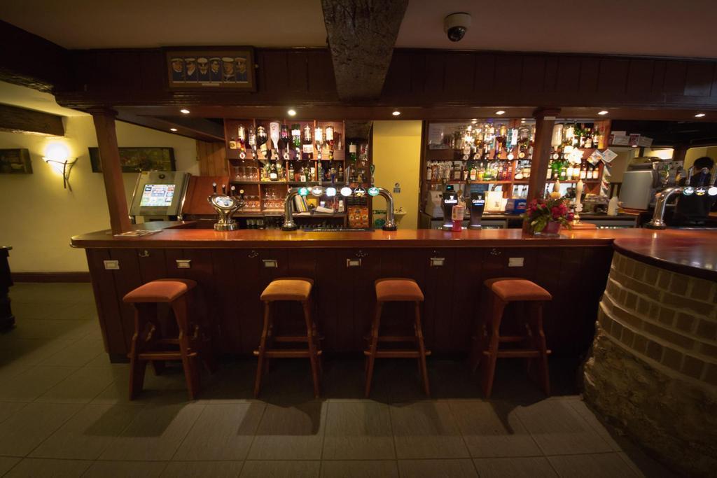The Angel Hotel Гелстон Екстер'єр фото